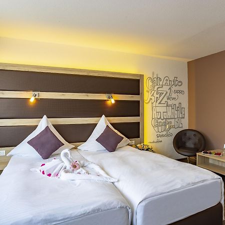 Michel Hotel Russelsheim Frankfurt Airport 外观 照片