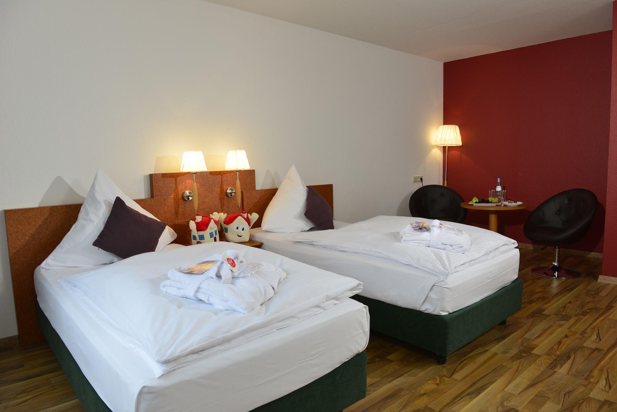 Michel Hotel Russelsheim Frankfurt Airport 外观 照片