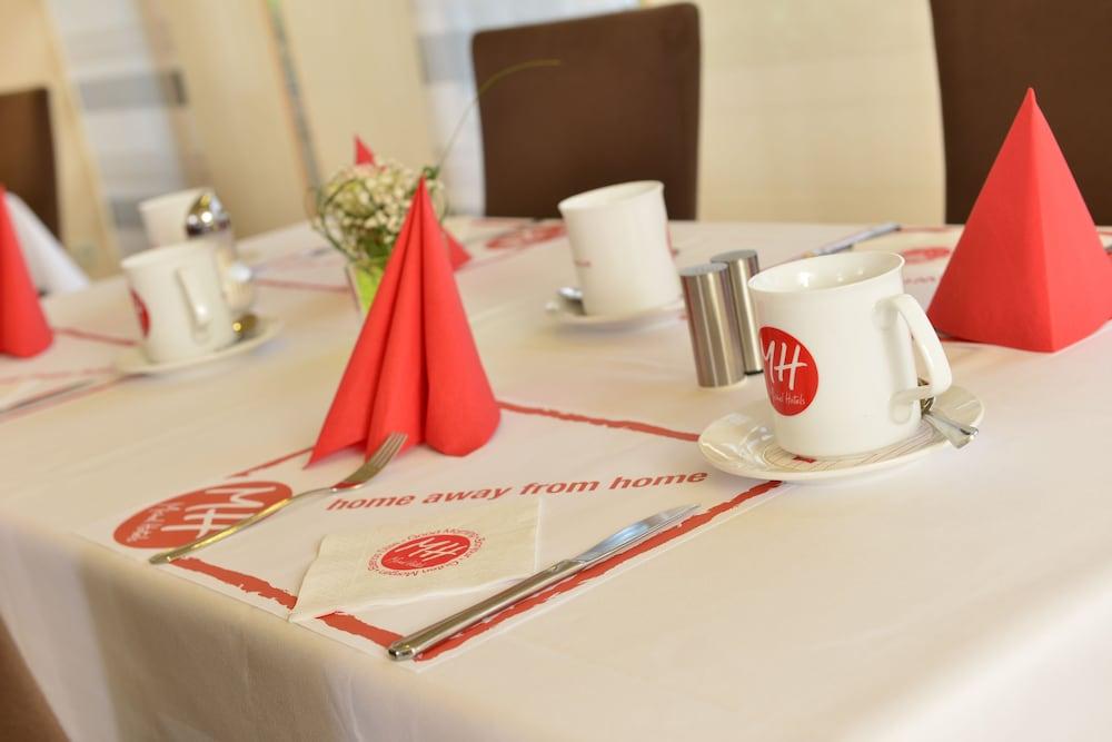 Michel Hotel Russelsheim Frankfurt Airport 外观 照片